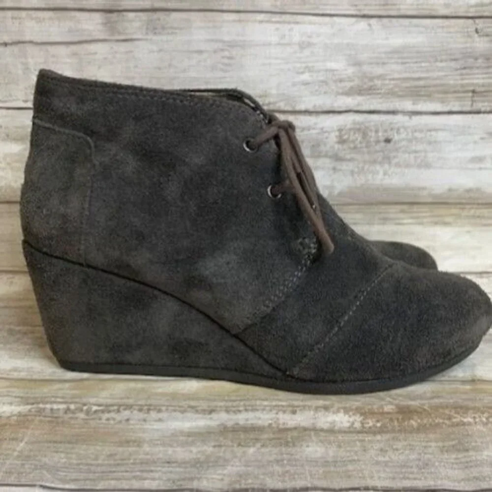 Toms Ankle Wedge Booties Solid Gray Suede 8.5‎ Laced Up #300716
